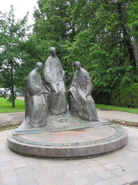 Il monumento alla Trinità a Jerolasv